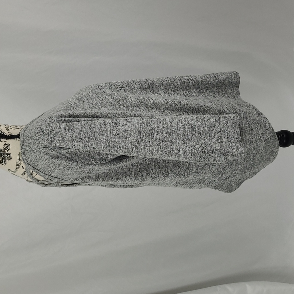 Grey Sweater criss Cross back - Picture 2 of 4